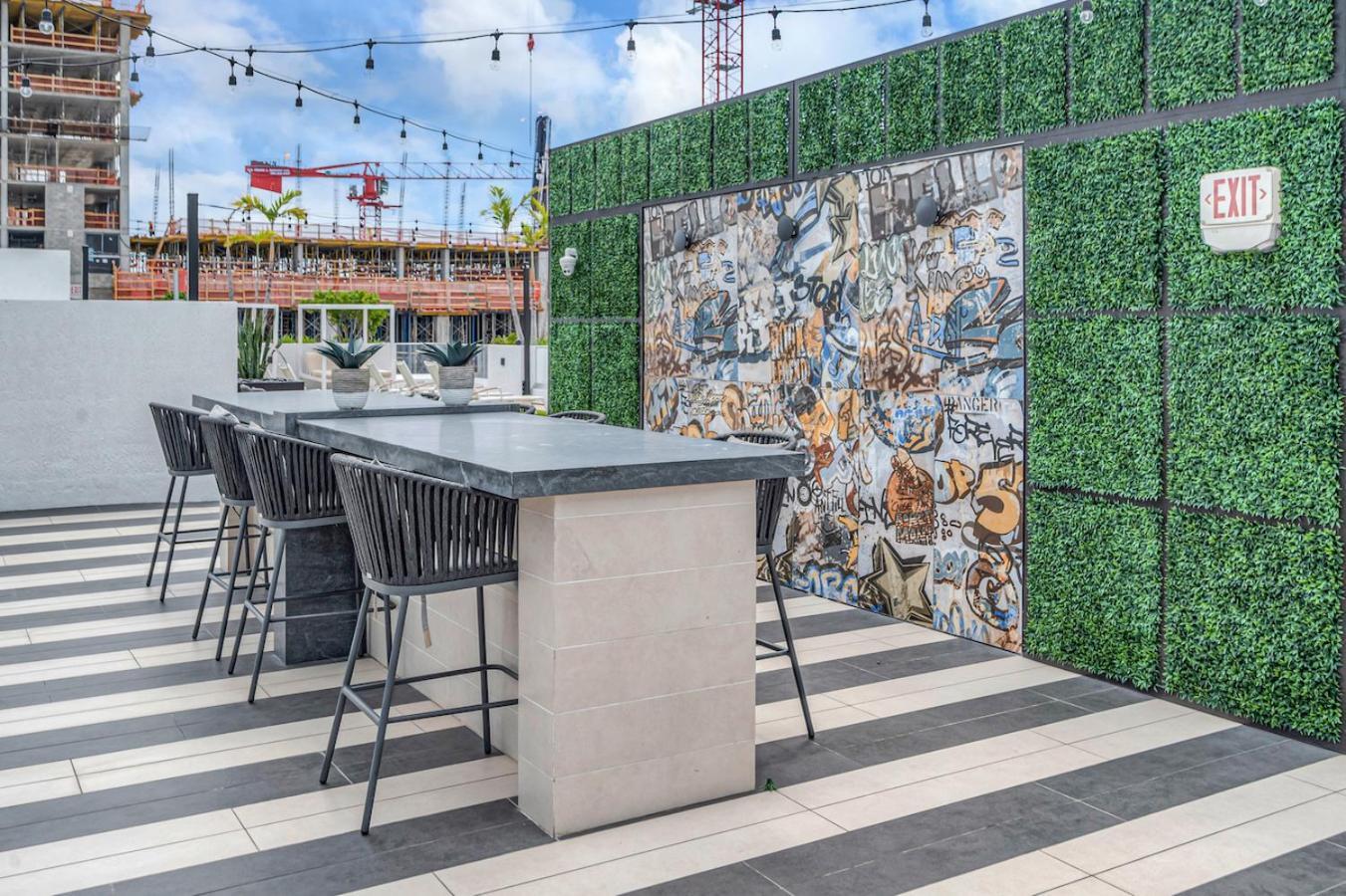Exclusive In Downtown With Pool Views And Free Parking Appartamento Miami