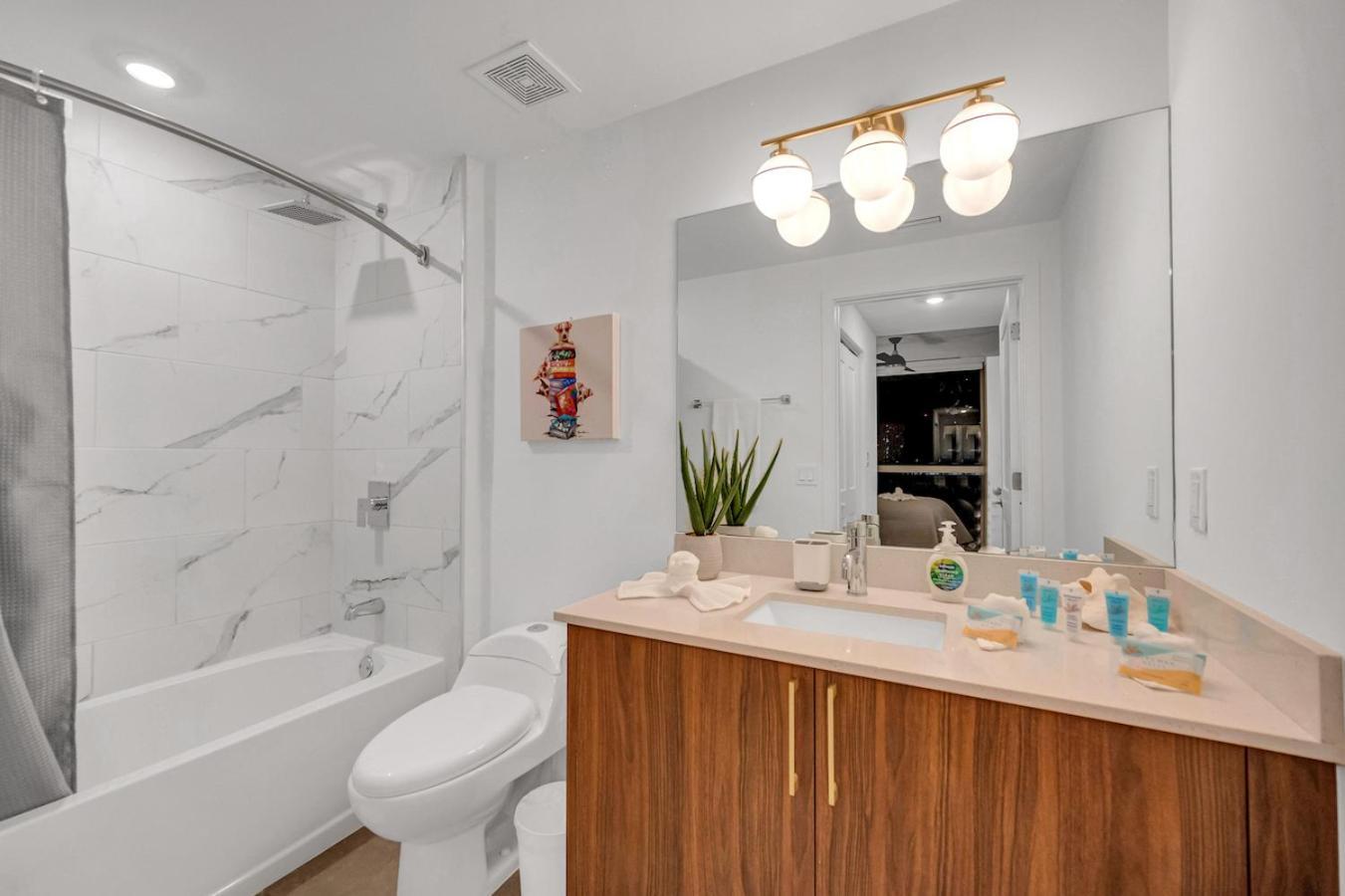 Appartamento Exclusive In Downtown With Pool Views And Free Parking *